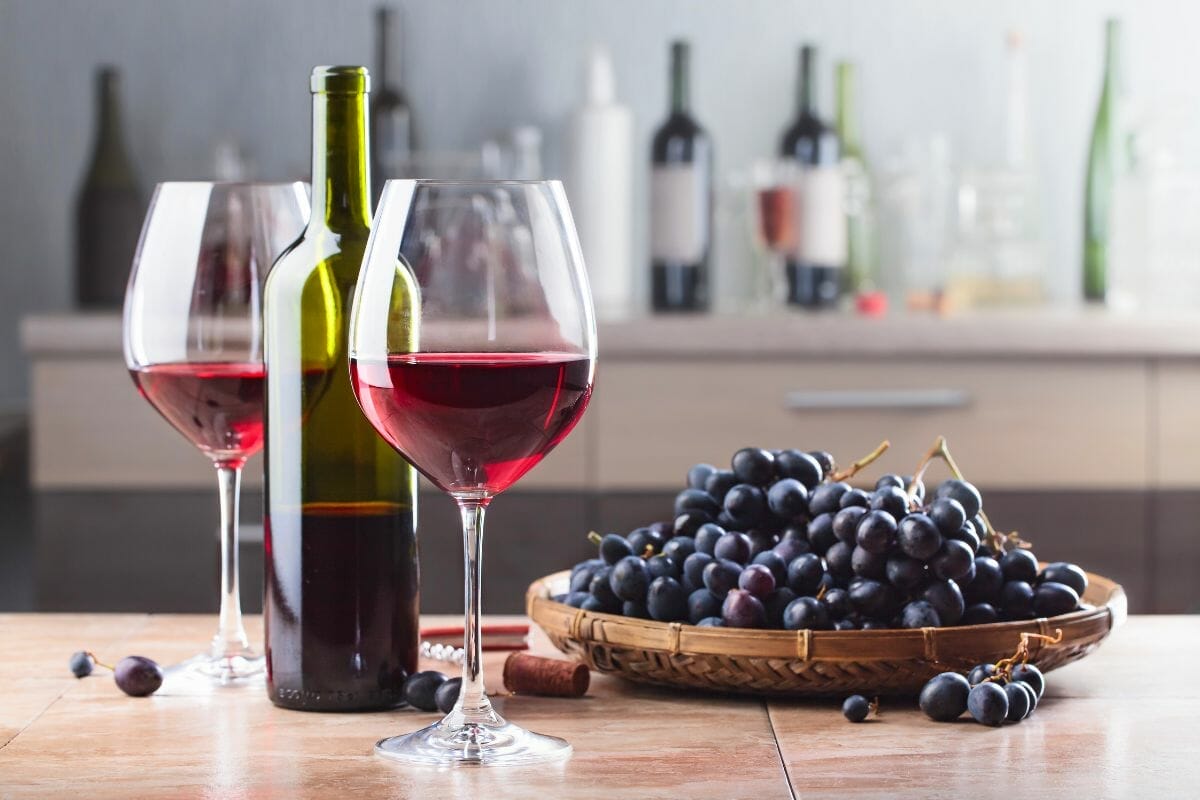Best Sweet Red Wine: Your Complete Buying Guide
